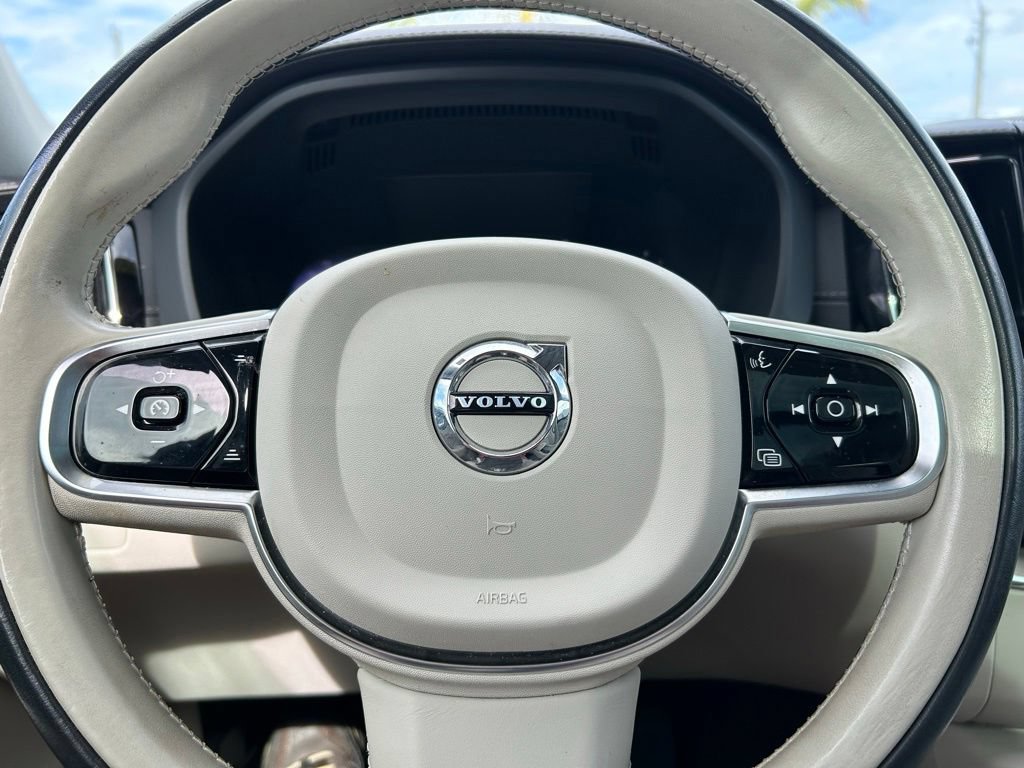 Used 2023 Volvo XC60 B5 Ultimate w/ Climate Package AWD/4WD image 24