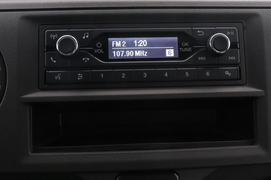 Used 2024 Ford E-450 and Econoline 450 Super Duty w/ Power Windows & Locks Group image 17