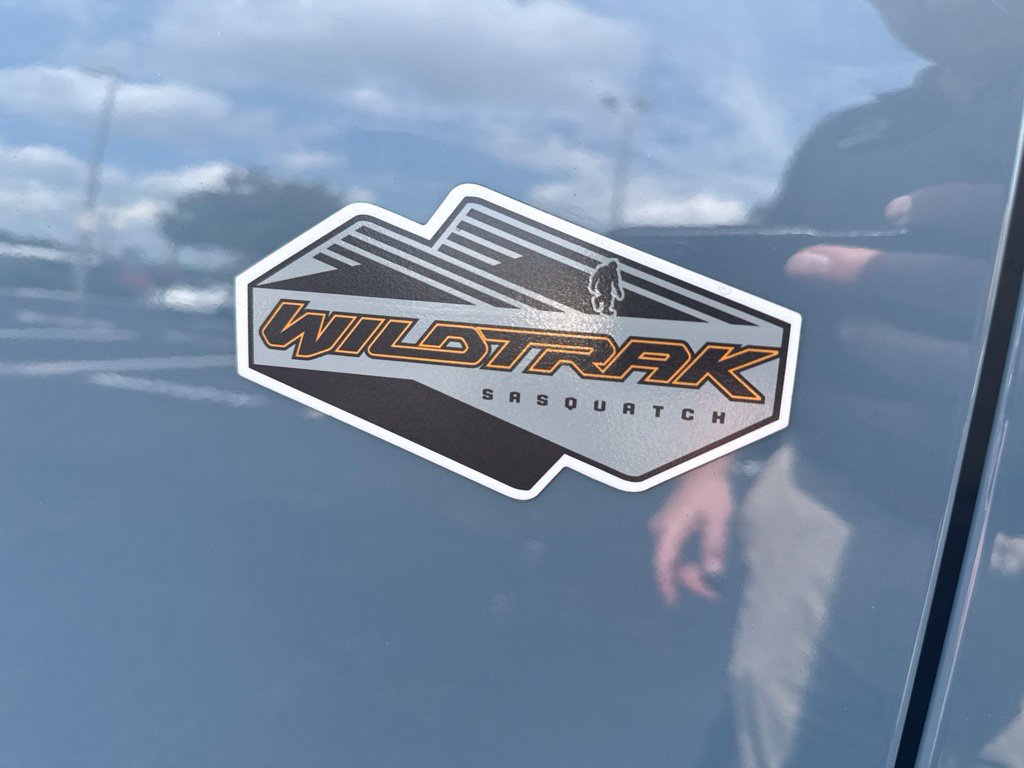 Used 2022 Ford Bronco Wildtrak AWD/4WD image 9