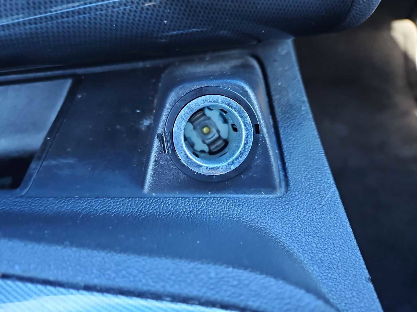 Used 2010 Dodge Challenger R/T image 27