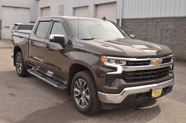 Used 2023 Chevrolet Silverado 1500 LT image 2