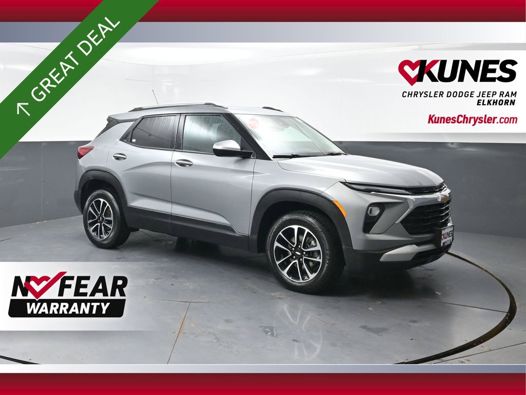 Used 2025 Chevrolet TrailBlazer LT AWD/4WD image 1