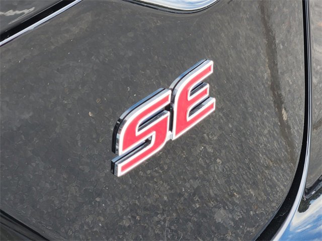 Used 2025 Toyota Corolla SE image 8