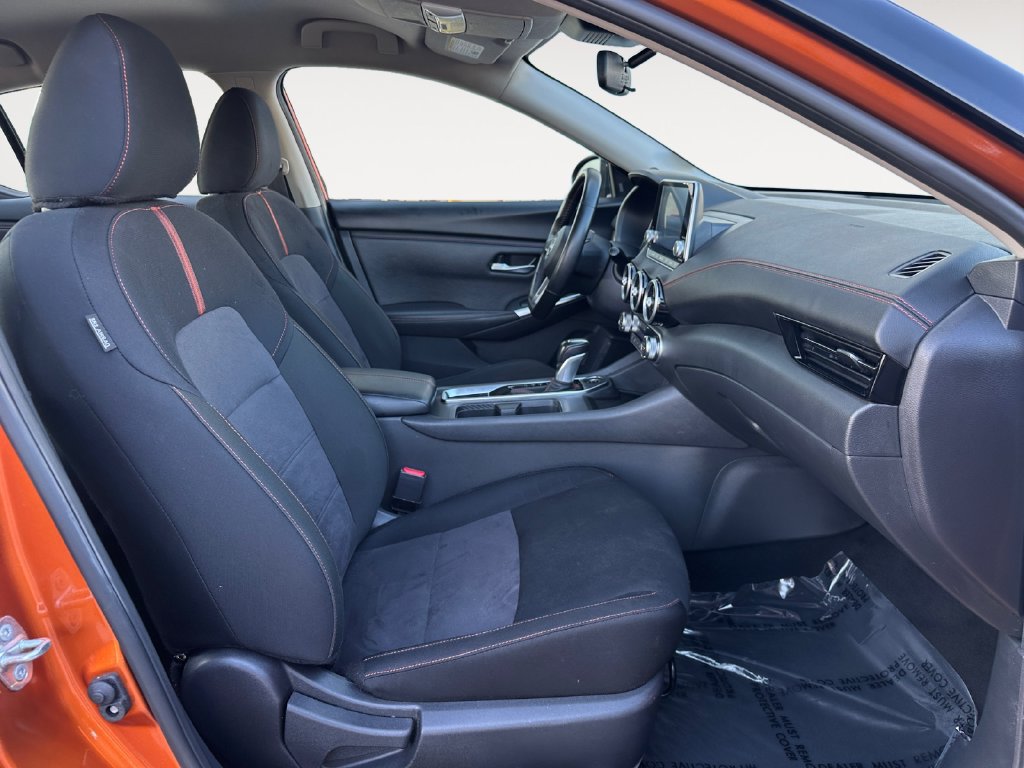 Used 2025 Nissan Sentra SR FWD image 15