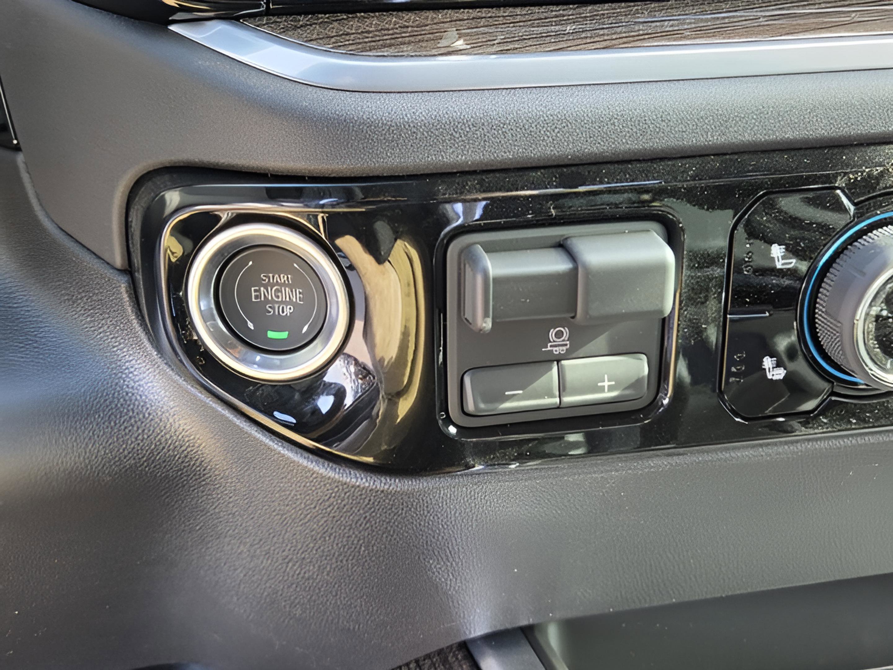 New 2026 Chevrolet Silverado 1500 LT Trail Boss w/ Convenience Package II image 9