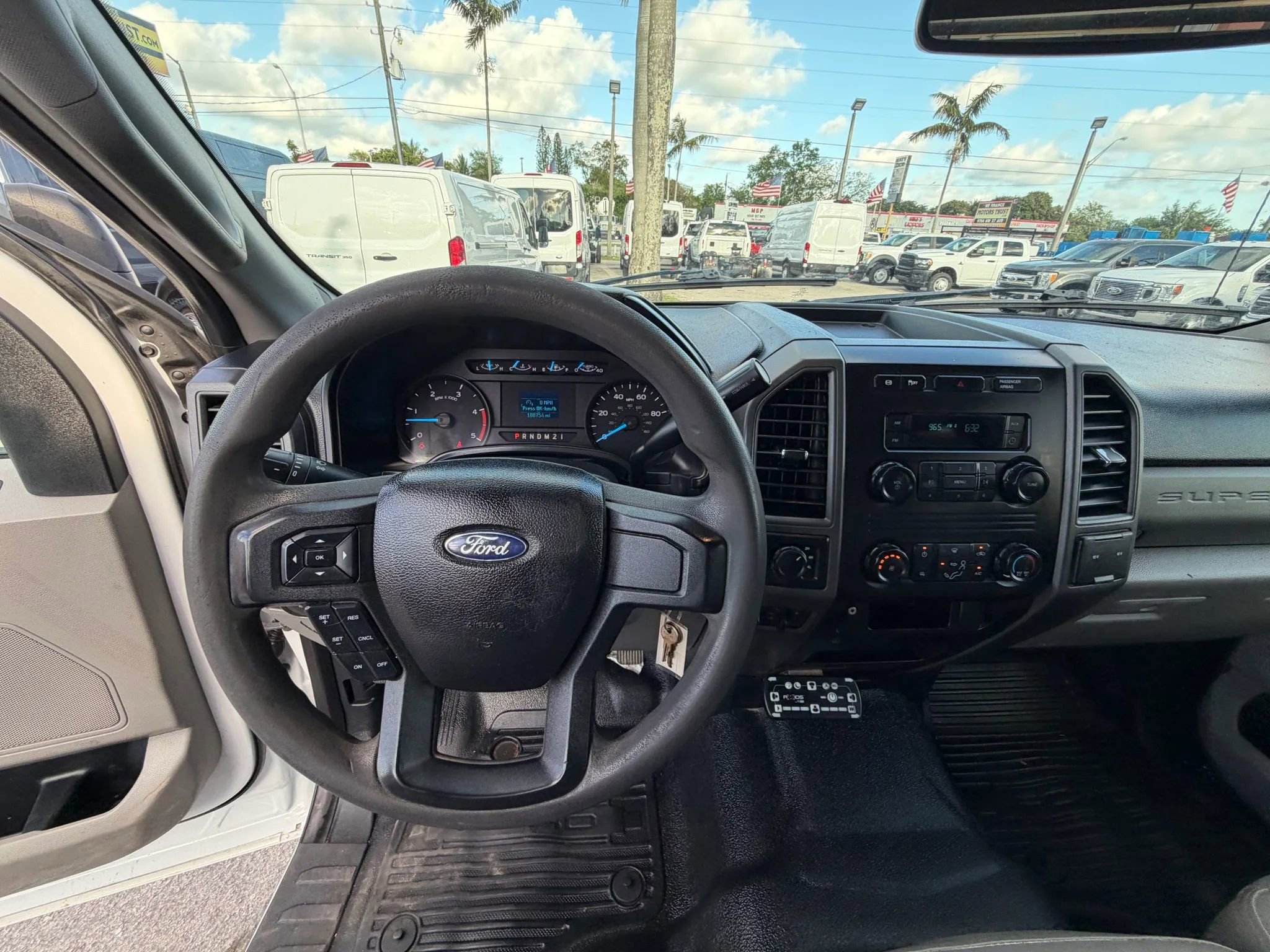 Used 2017 Ford F450 XL w/ Power Equipment Group image 11