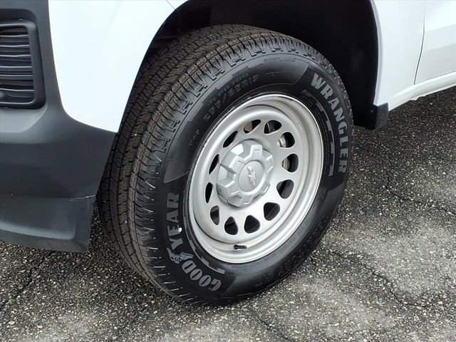 Used 2024 Chevrolet Colorado W/T w/ Advanced Trailering Package image 11