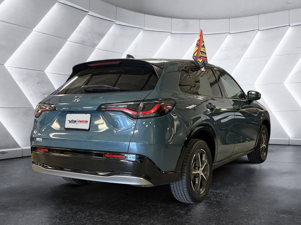 Used 2023 Honda HR-V EX-L image 4