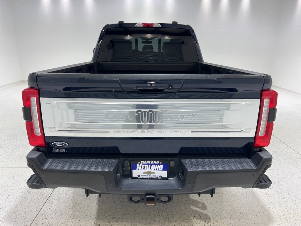 Used 2024 Ford F350 King Ranch w/ FX4 Off-Road Package image 4