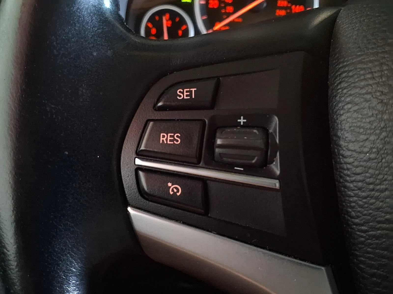 Used 2015 BMW X5 xDrive50i AWD/4WD image 28