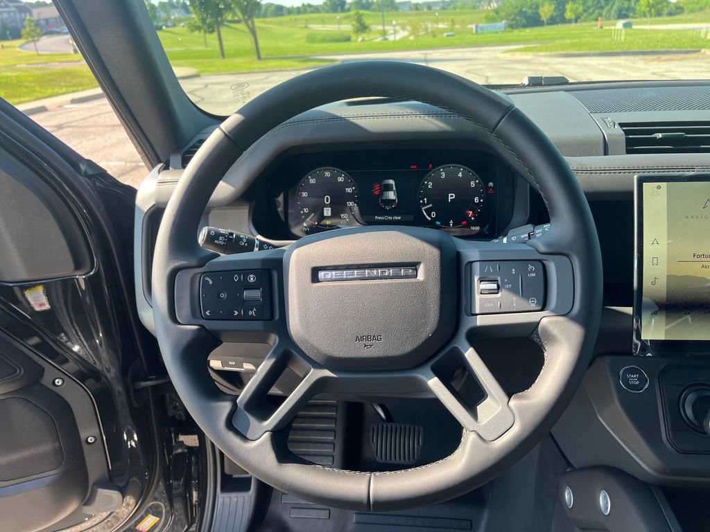 New 2026 Land Rover Defender 110 X-Dynamic SE AWD/4WD image 15