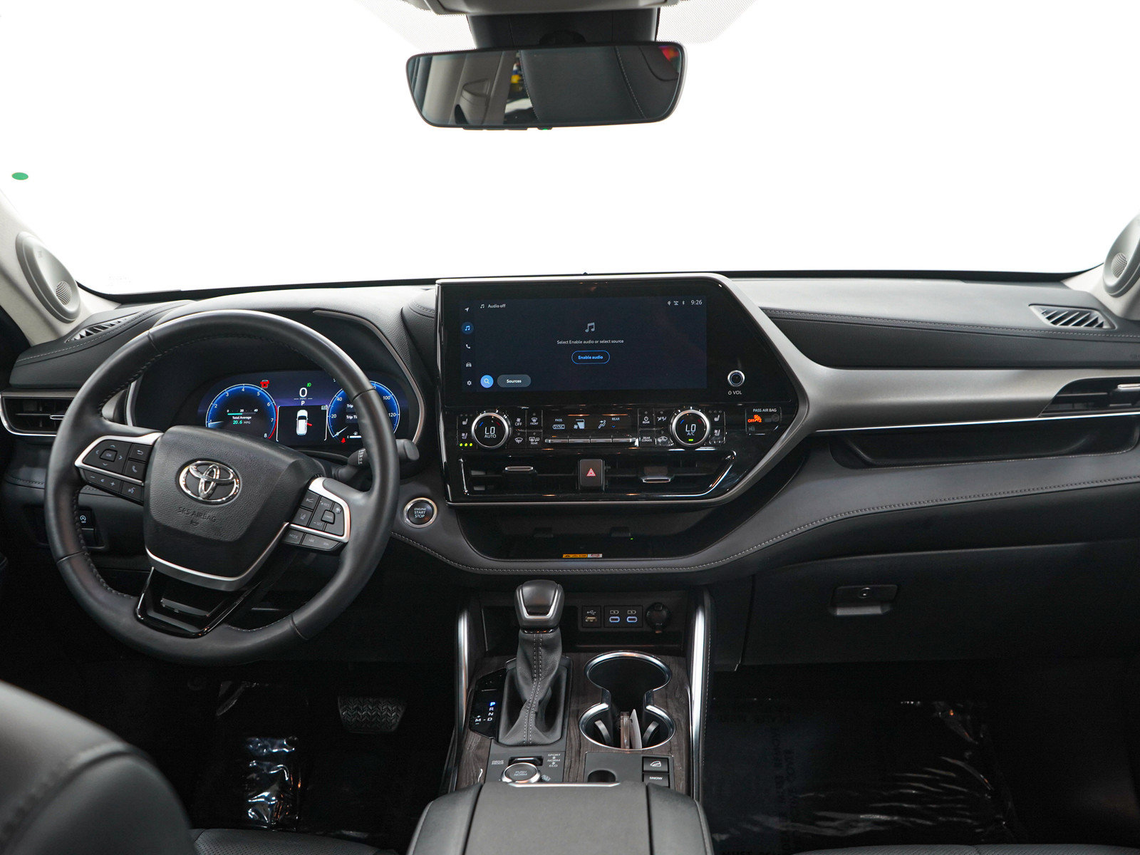 Used 2024 Toyota Highlander Limited AWD/4WD image 15