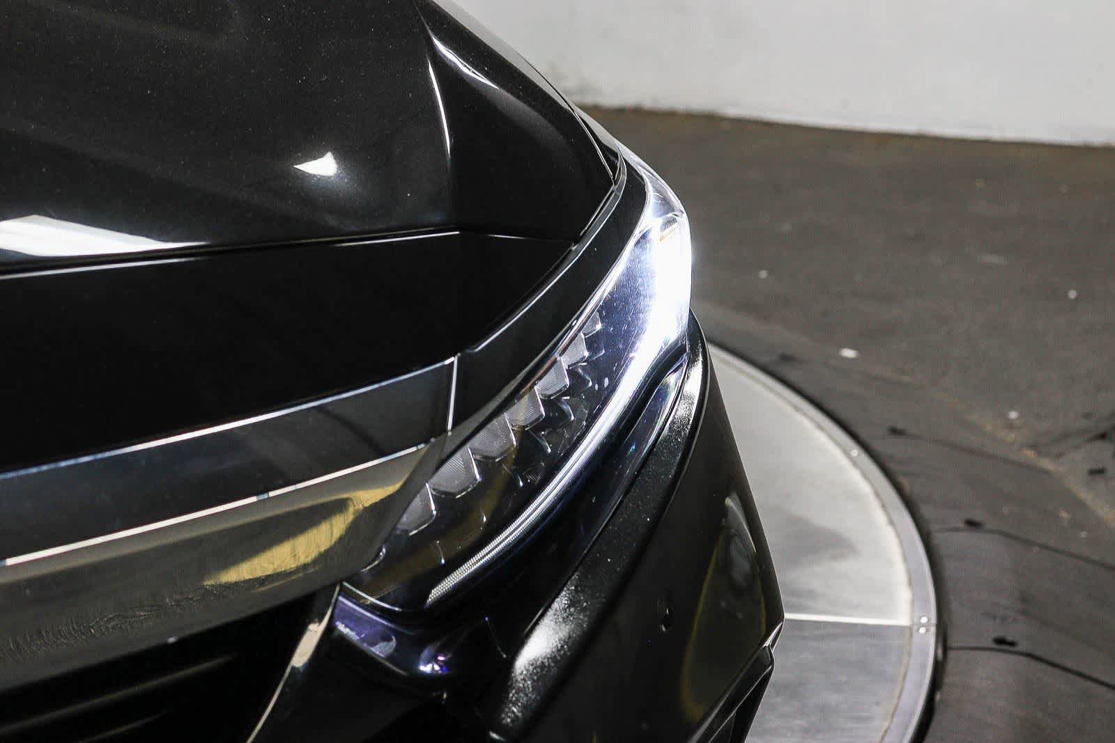 Used 2021 Honda Accord EX-L image 7
