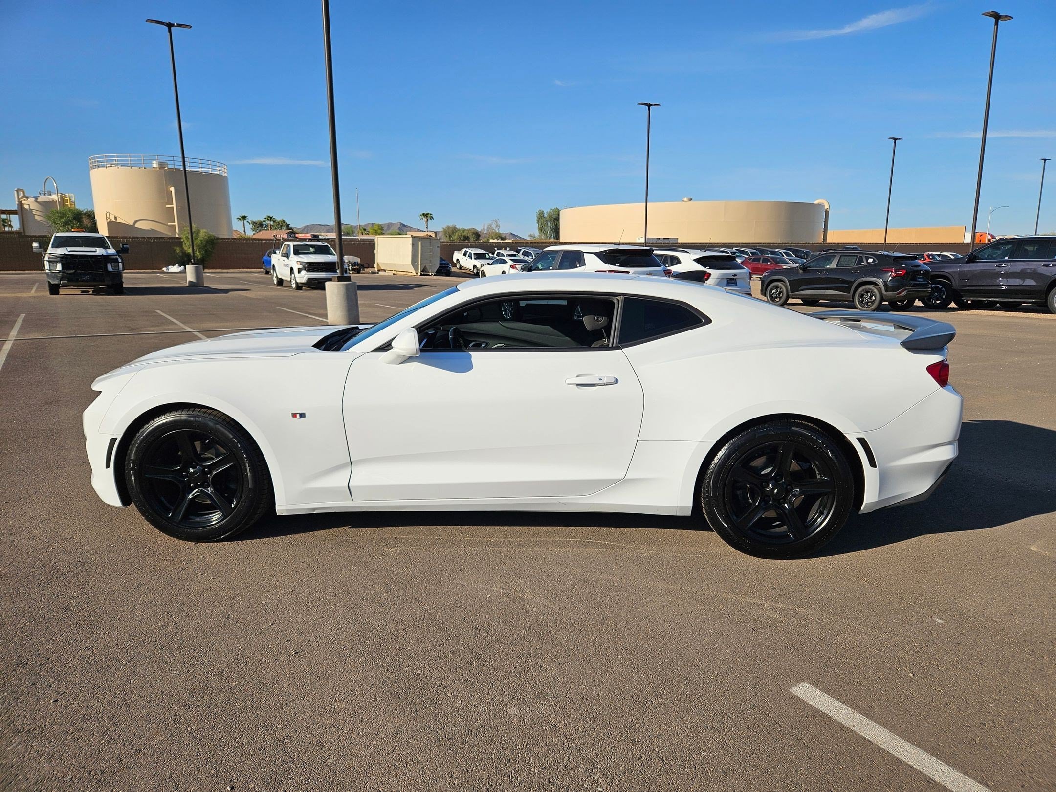 Certified 2023 Chevrolet Camaro LT RWD image 2