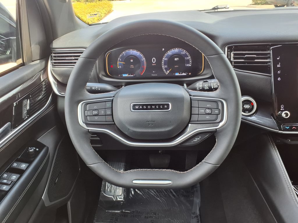 Used 2024 Jeep Wagoneer 4WD image 24