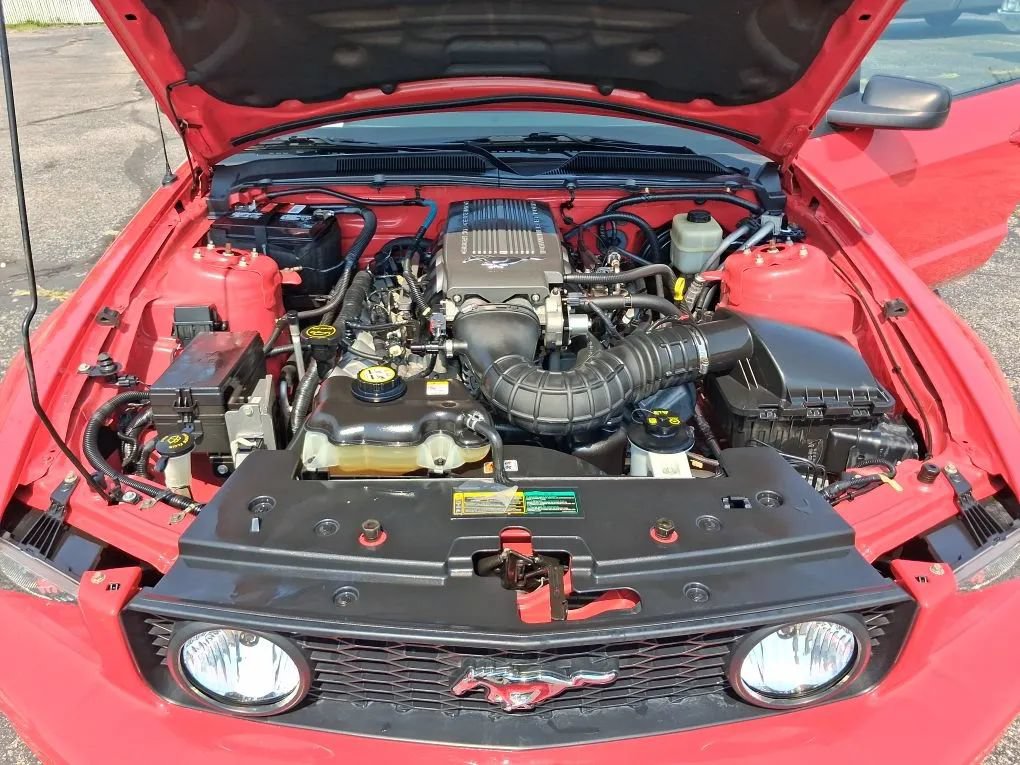 Used 2008 Ford Mustang GT RWD image 10