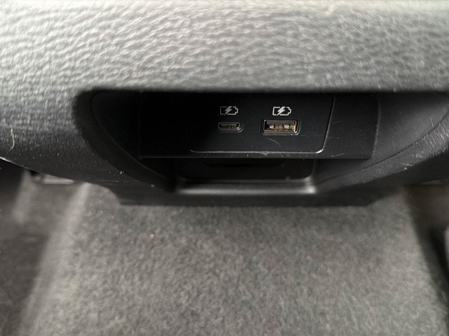 Used 2024 Mitsubishi Outlander SE FWD image 29