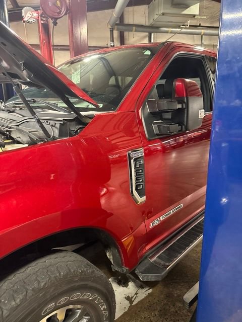 Used 2022 Ford F250 Lariat w/ Lariat Value Package AWD/4WD image 2