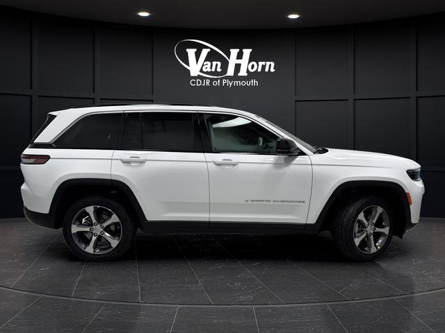 New 2026 Jeep Grand Cherokee Limited w/ Luxury Tech Group II image 2