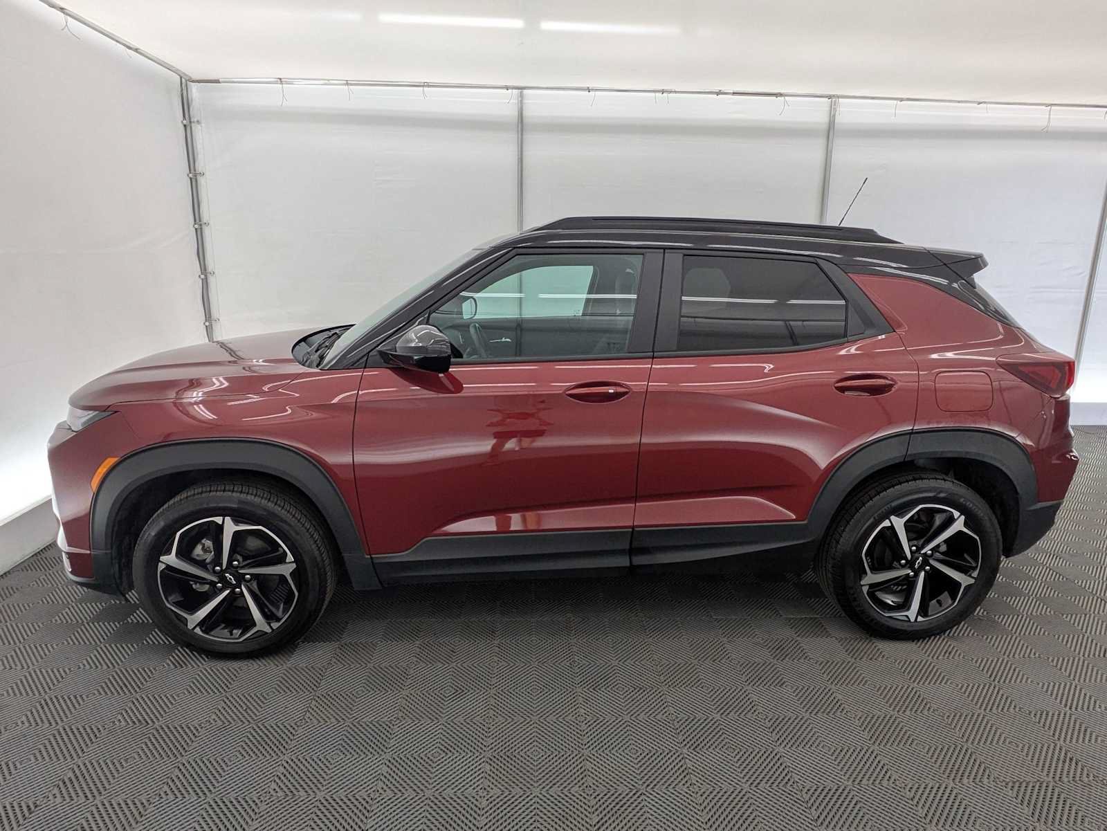 Used 2023 Chevrolet TrailBlazer RS AWD/4WD image 3