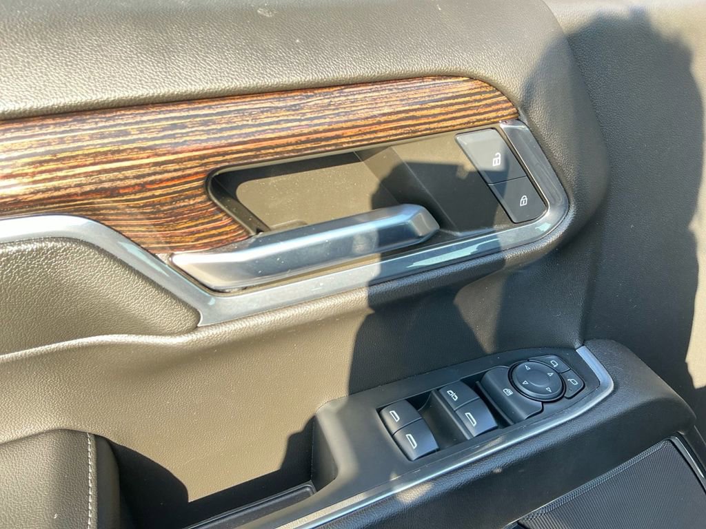 Used 2024 GMC Sierra 1500 SLE AWD/4WD image 16