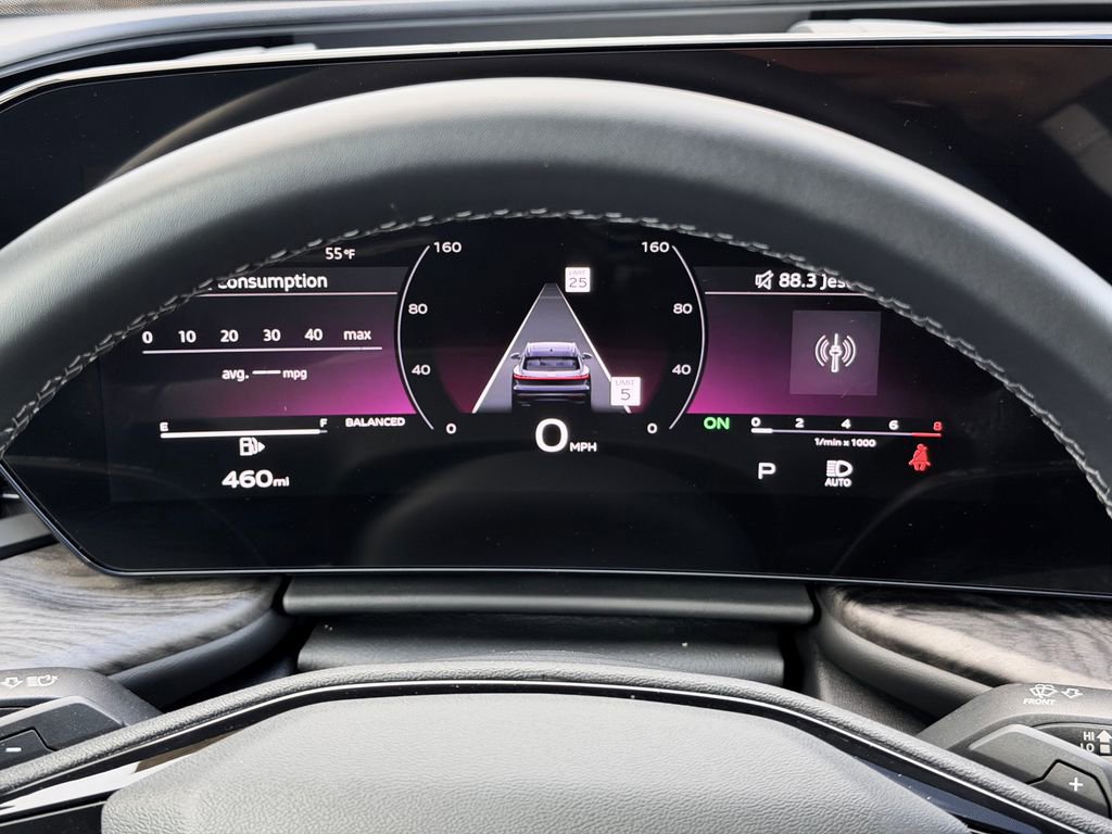 Used 2025 Audi Q5 Premium Plus w/ Premium Plus image 17