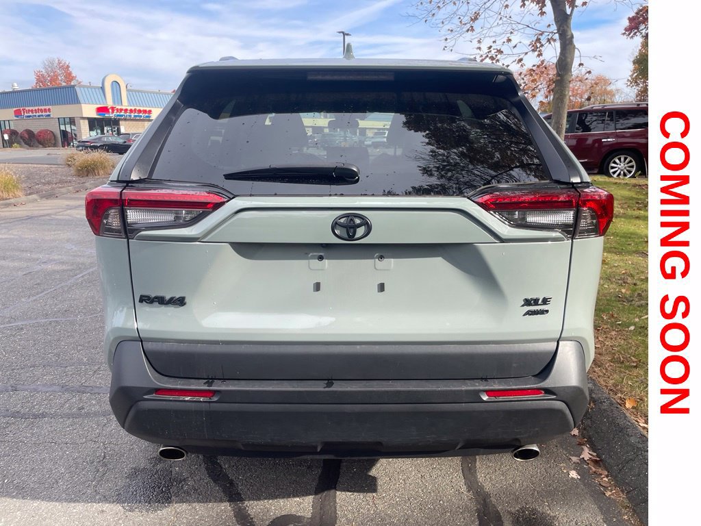 Used 2023 Toyota RAV4 XLE Premium AWD/4WD image 8