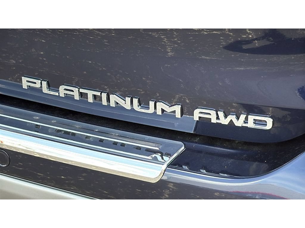 New 2026 Toyota Highlander Platinum AWD/4WD image 8