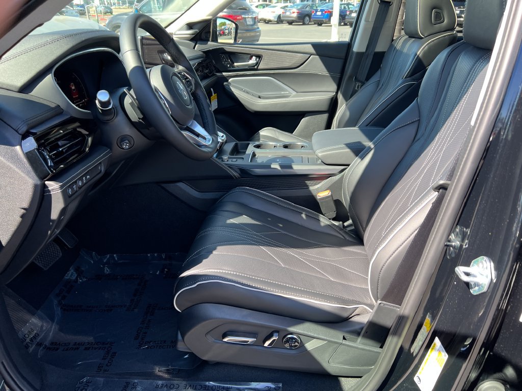 Certified 2026 Acura MDX w/ Advance Package AWD/4WD image 14
