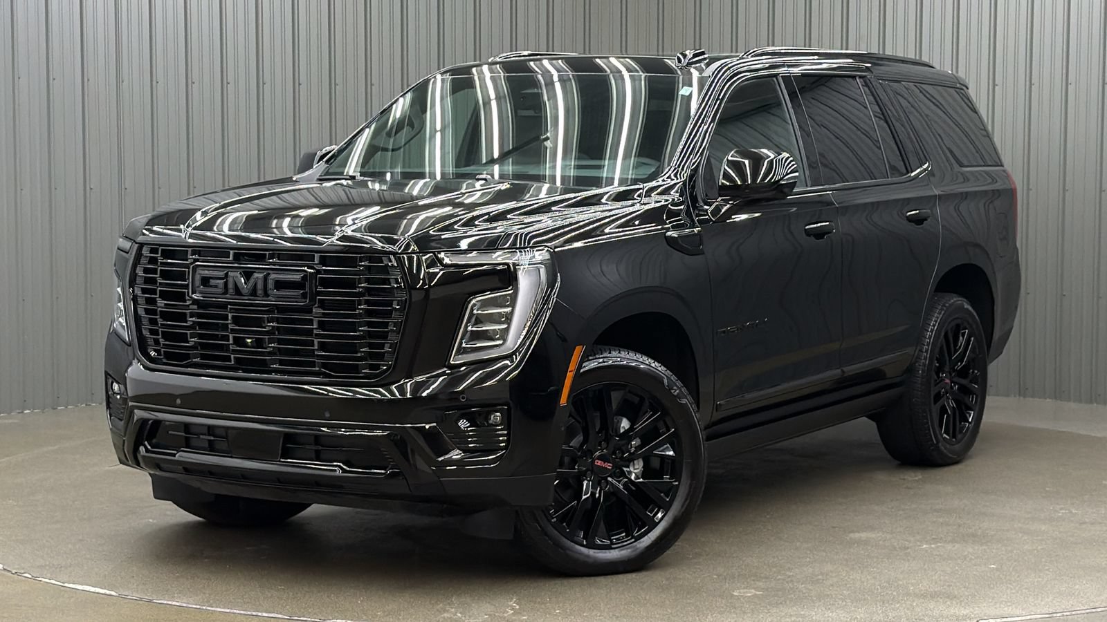 Used 2026 GMC Yukon Denali w/ Sun & Power Step Package AWD/4WD image 1
