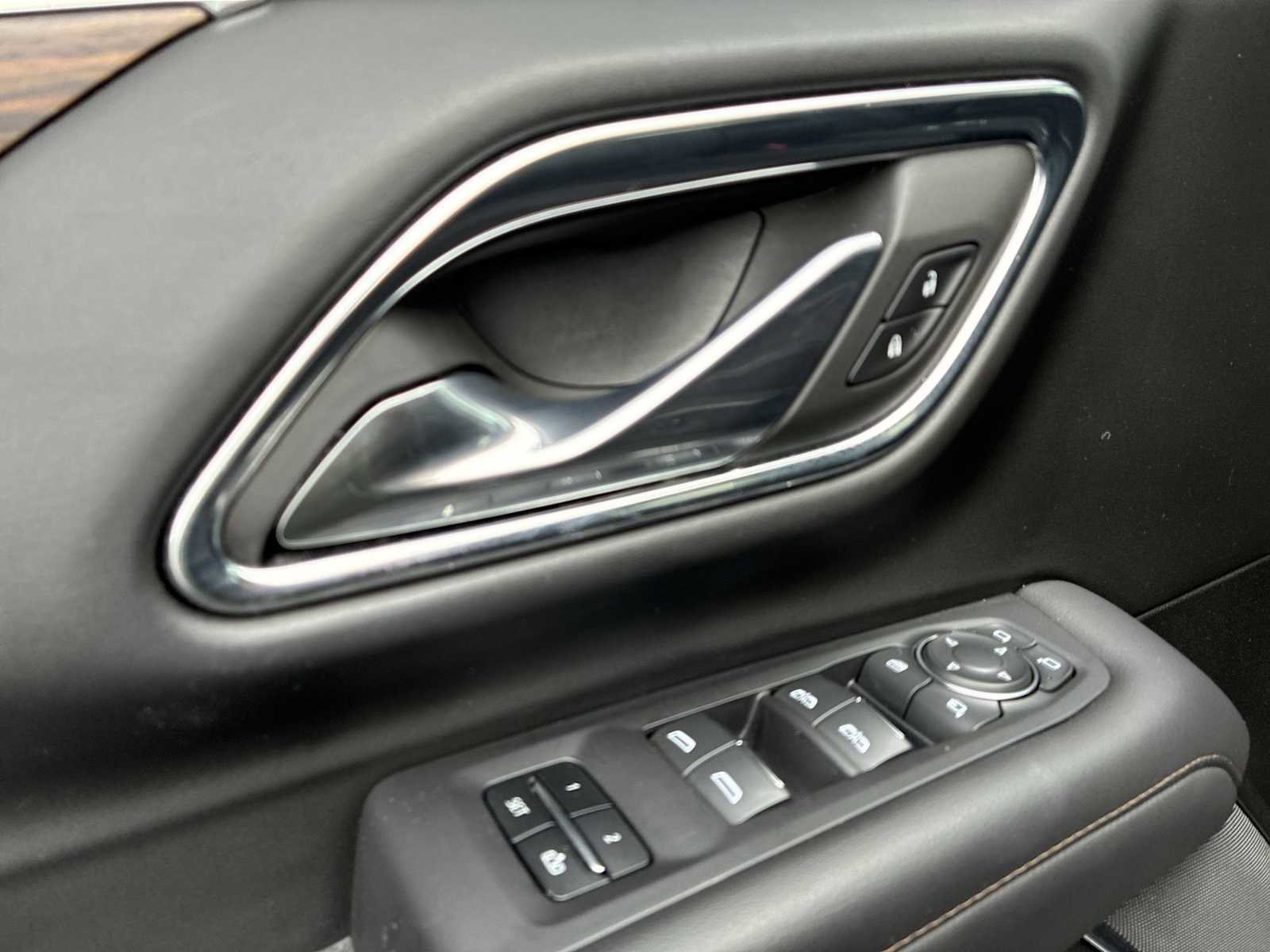 Used 2023 Chevrolet Tahoe High Country image 24