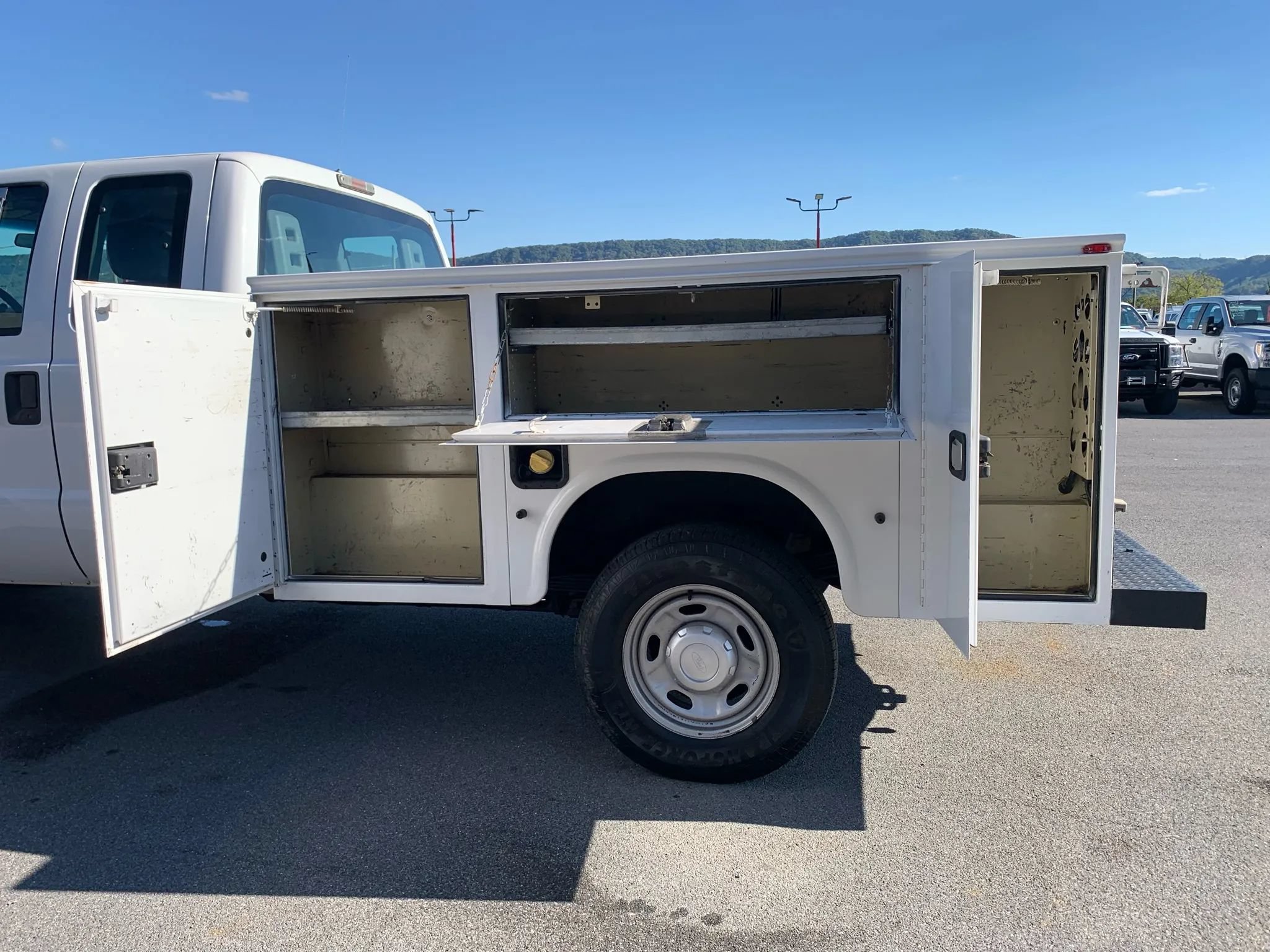 Used 2015 Ford F250 XL AWD/4WD image 28