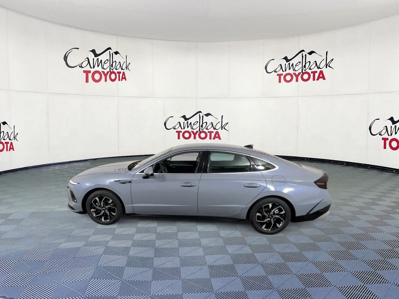 Used 2025 Hyundai Sonata SEL FWD image 7
