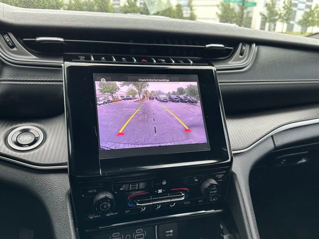 Used 2023 Jeep Grand Cherokee Altitude image 30