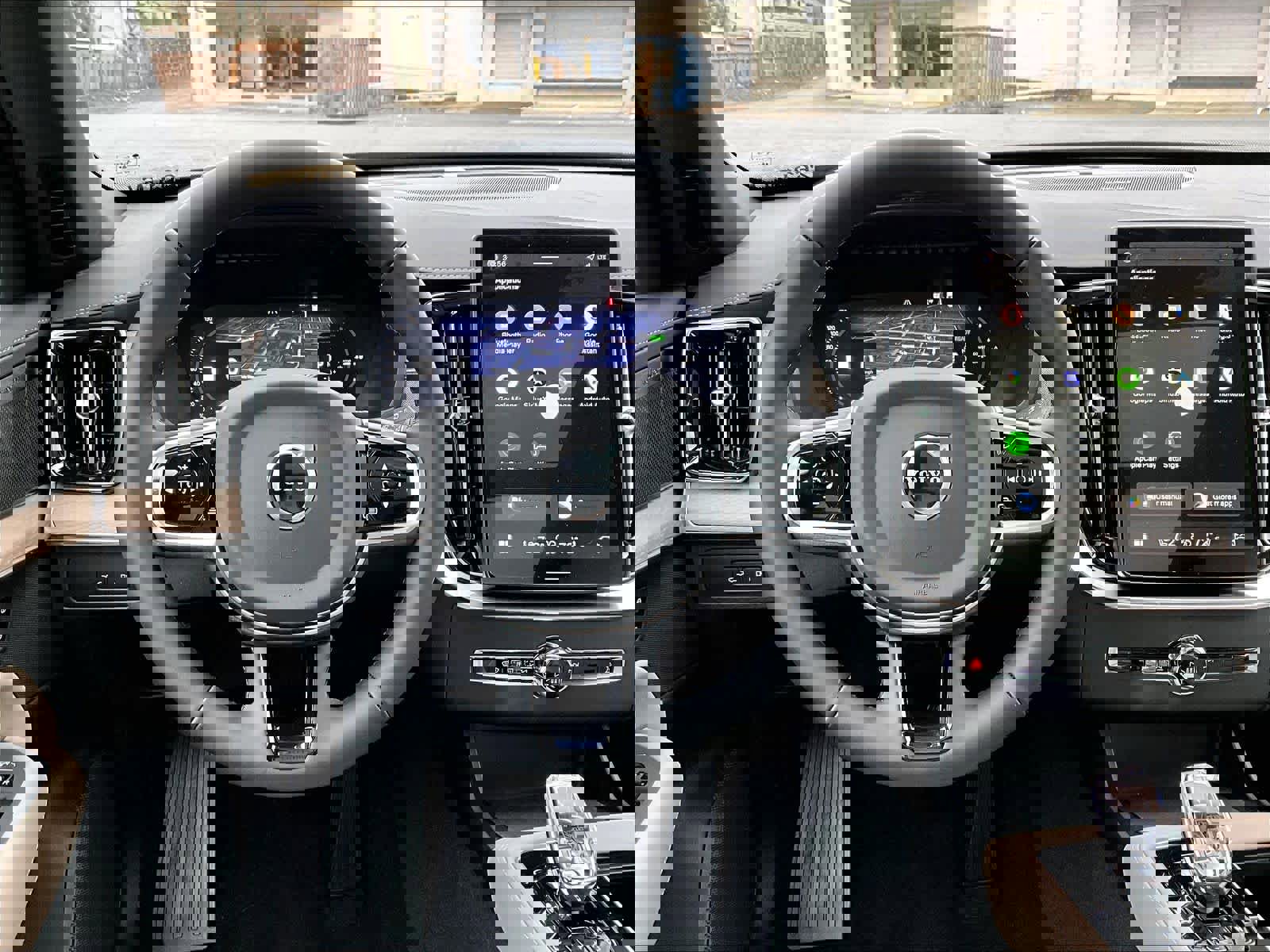 New 2026 Volvo XC90 T8 Ultra w/ Protection Package Premier image 15