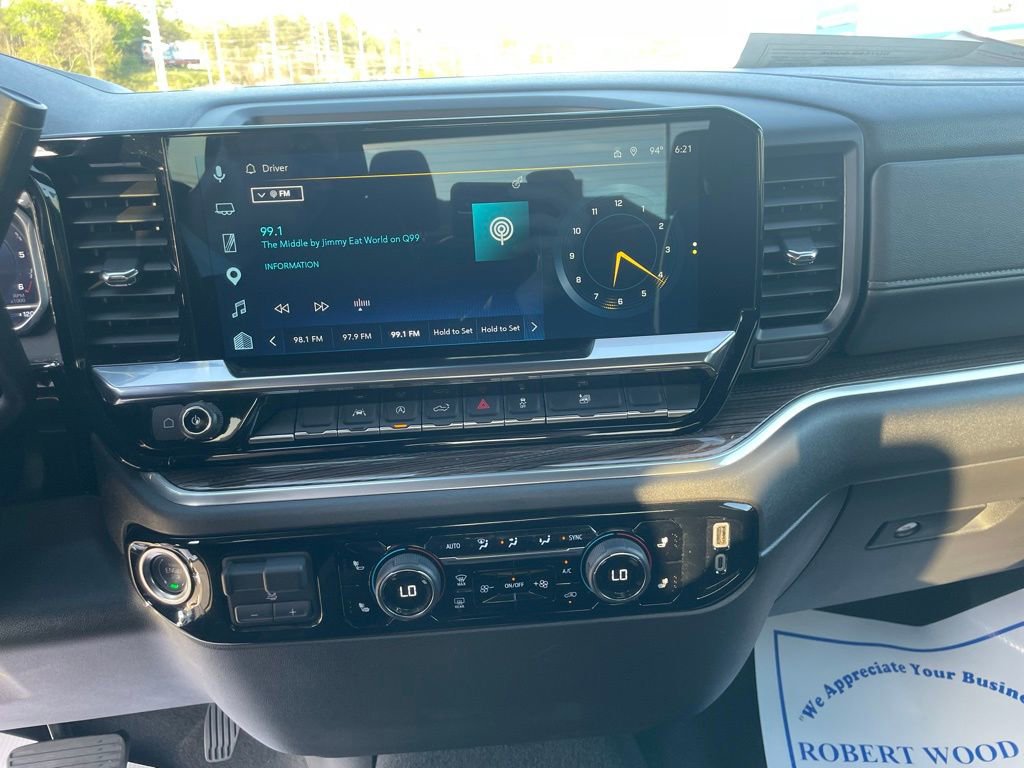 Used 2025 Chevrolet Silverado 1500 LT image 21