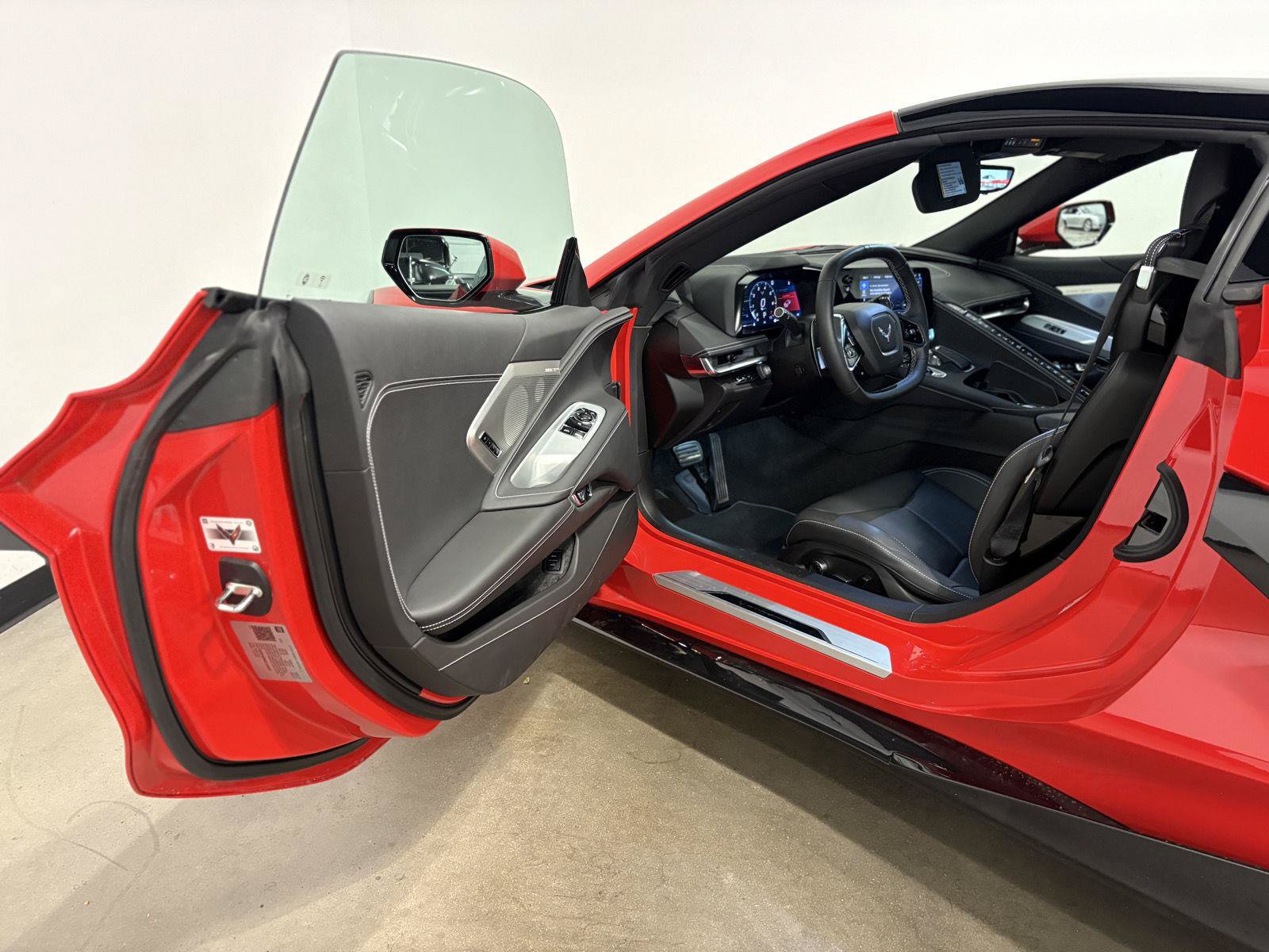 Used 2022 Chevrolet Corvette Stingray Preferred Cpe w/ Z51 Performance Package RWD image 12