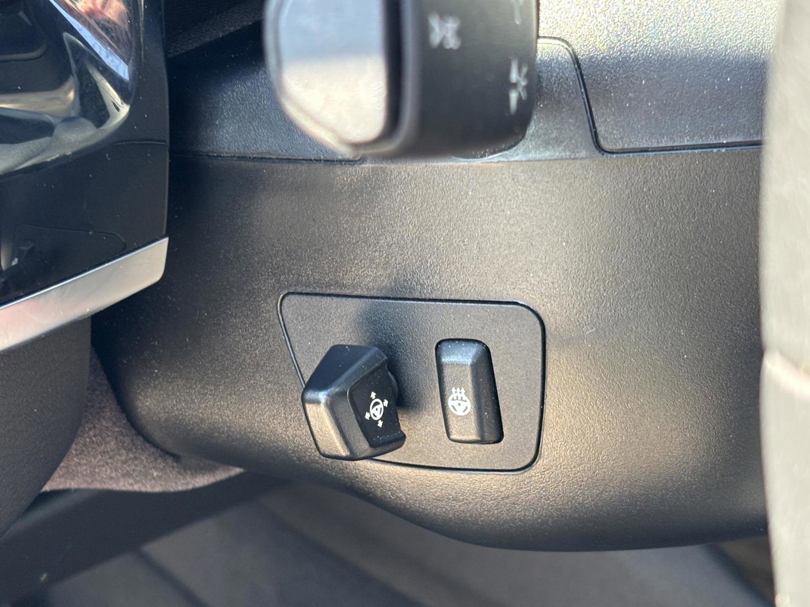 Used 2017 BMW X5 xDrive50i AWD/4WD image 25