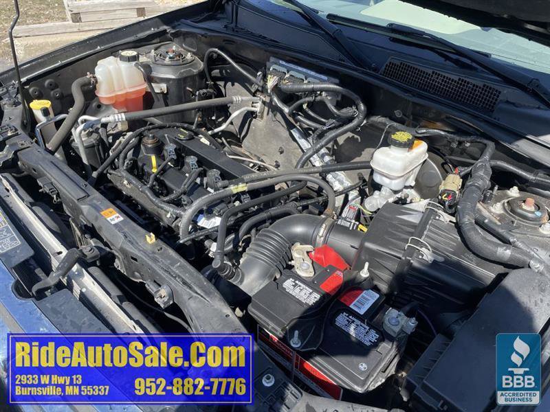 Used 2011 Ford Escape XLS w/ 102A Rapid Spec Order Code AWD/4WD image 23