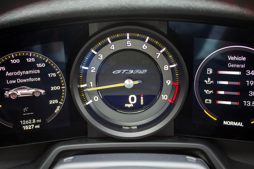Used 2025 Porsche 911 GT3 RS RWD image 14