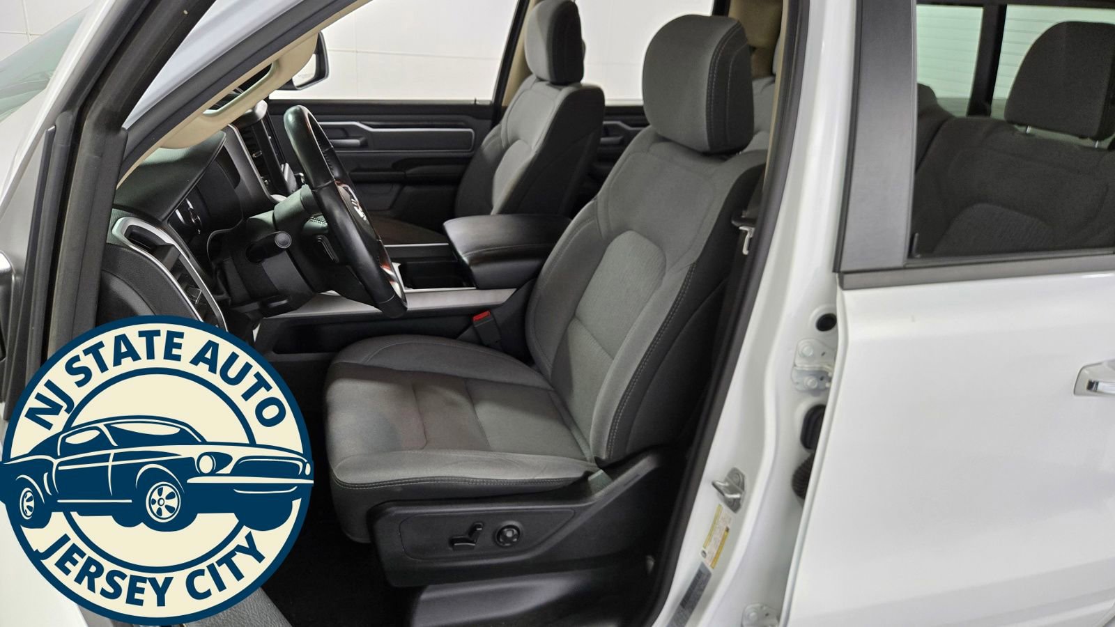 Used 2020 RAM 1500 Big Horn AWD/4WD image 34