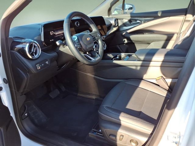 Used 2024 Chevrolet Blazer EV LT image 11