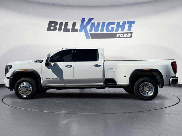 Used 2024 GMC Sierra 3500 Denali w/ Denali Reserve Package AWD/4WD image 2
