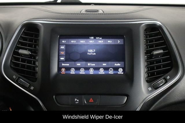 Used 2019 Jeep Cherokee Latitude Plus AWD/4WD image 31