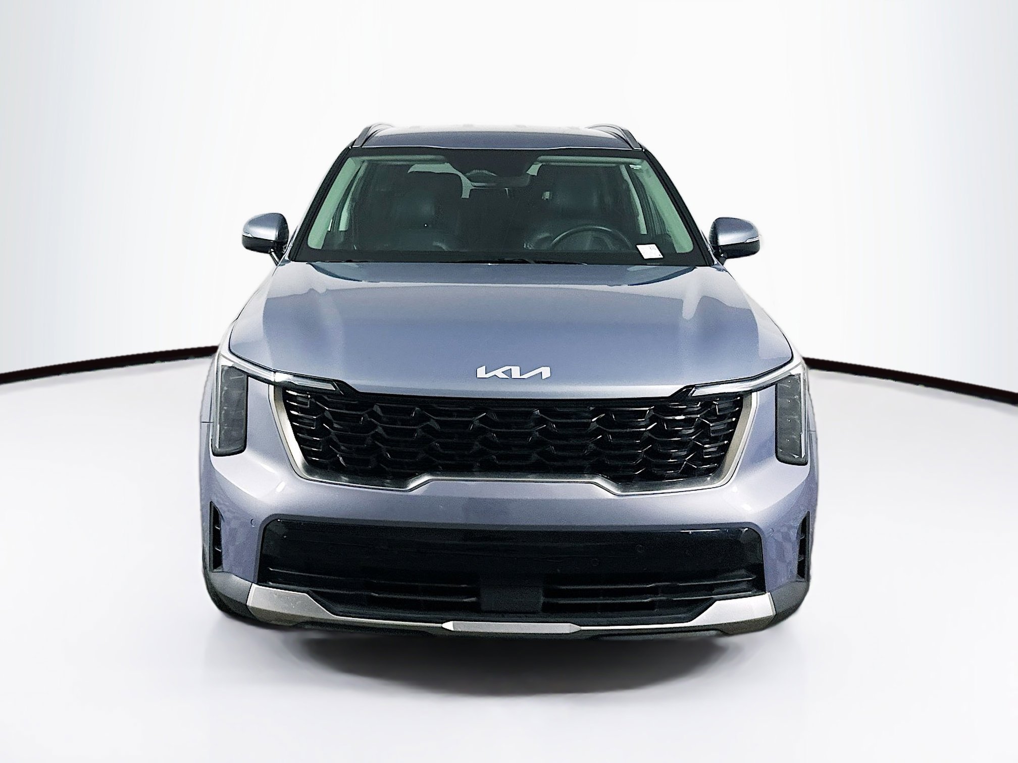 Used 2024 Kia Sorento S image 2