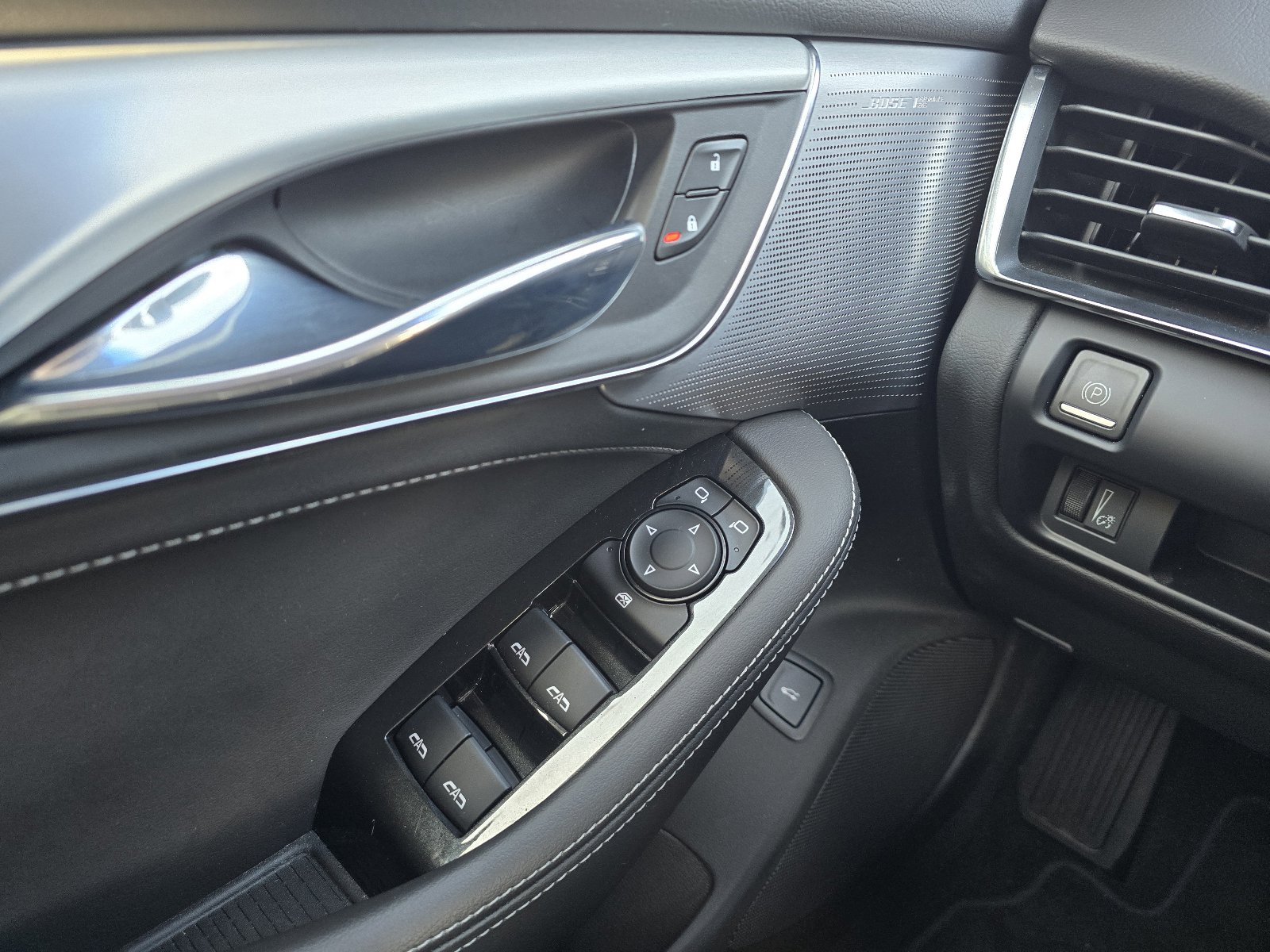 Used 2023 Cadillac CT5 Luxury w/ Sun And Sound Package image 22