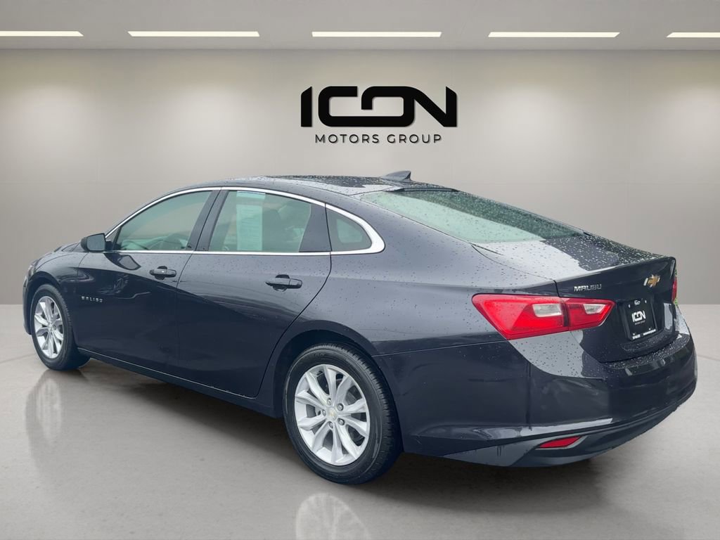 Used 2023 Chevrolet Malibu LT image 2