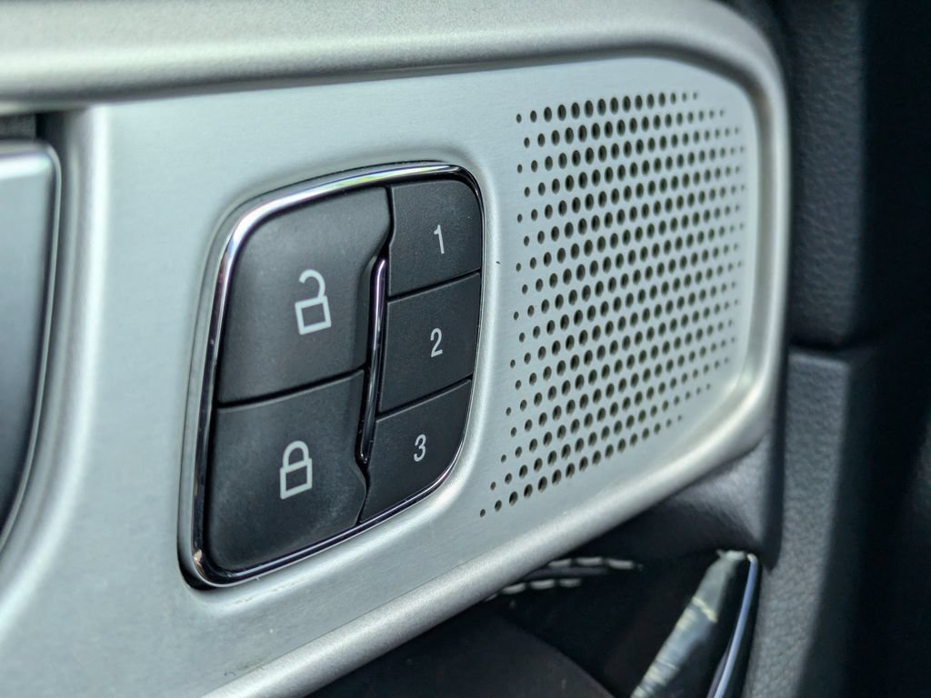 Used 2021 Ford Explorer ST w/ Equipment Group 401A AWD/4WD image 26