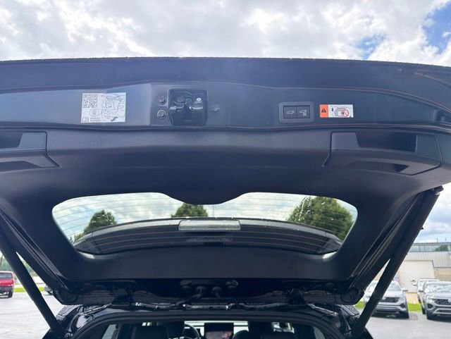 New 2026 Toyota RAV4 XSE AWD/4WD image 17