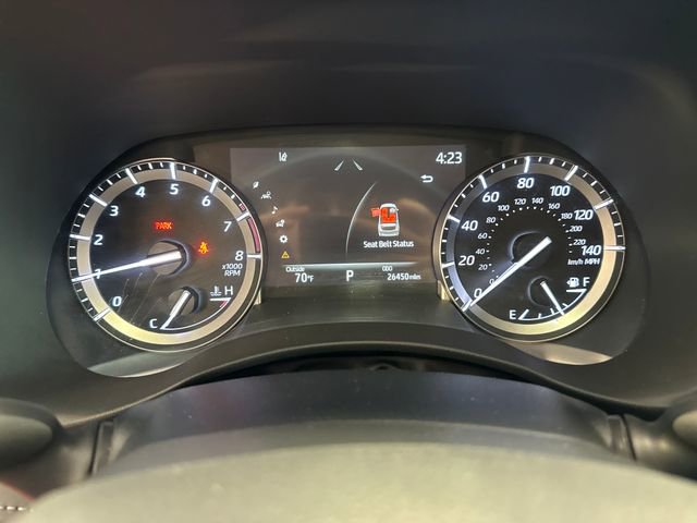 Used 2022 Toyota Highlander XLE AWD/4WD image 19